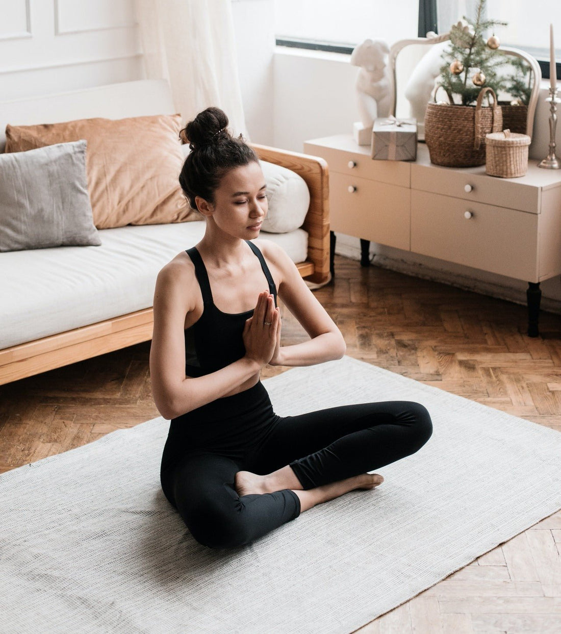 Reconnecting with Yourself: Embracing Gratitude for Inner Peace and Balance - The Sun & My Soul