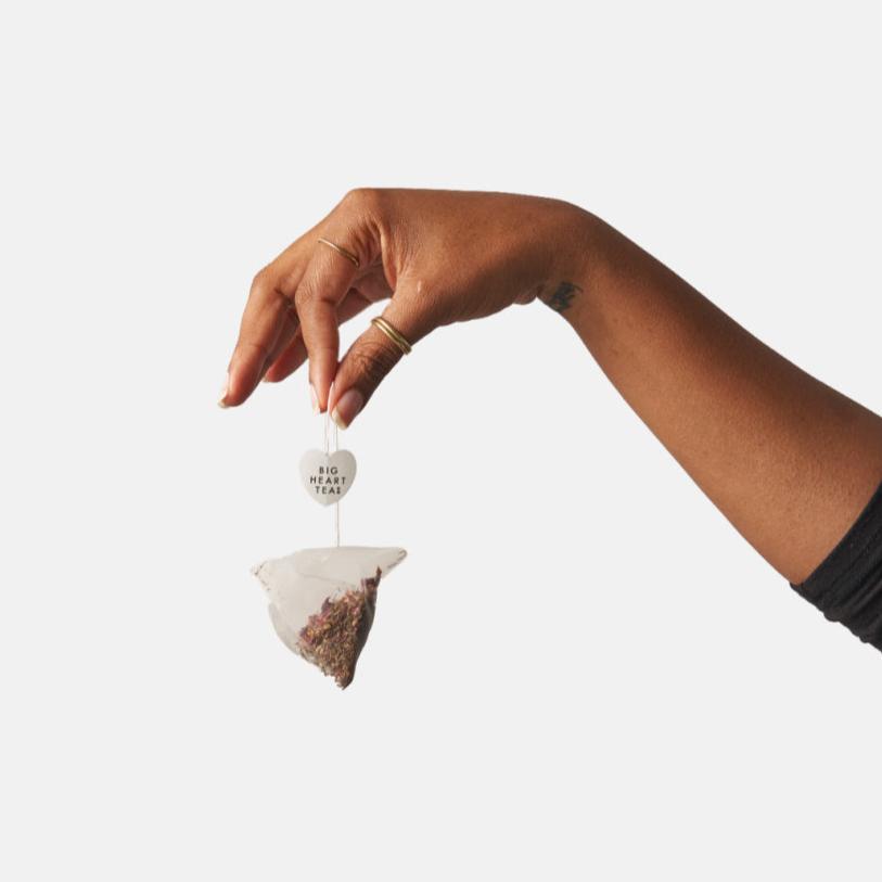 Cup of Sunshine⎜Golden Turmeric and Ginger Herbal Tea