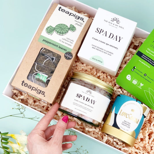 Home Spa - Relax and Indulge Luxury Self-care Gift Box
