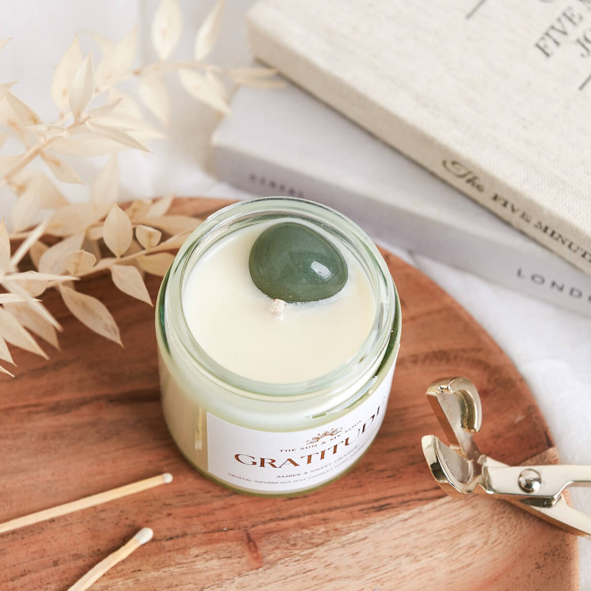 Gratitude Crystal Candle with Green Aventurine, Scent - Amber, Sweet Orange