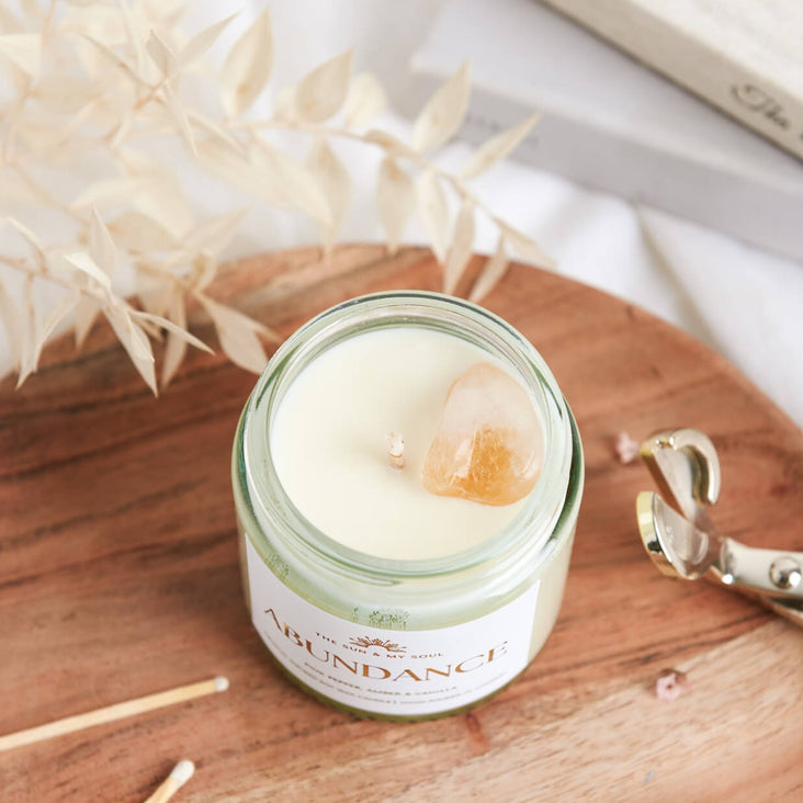 Abundance Crystal Candle with Citrine, Scent - Pink Pepper, Amber & Vanilla