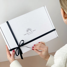 Load image into Gallery viewer, Calm Self-Care Gift Box
